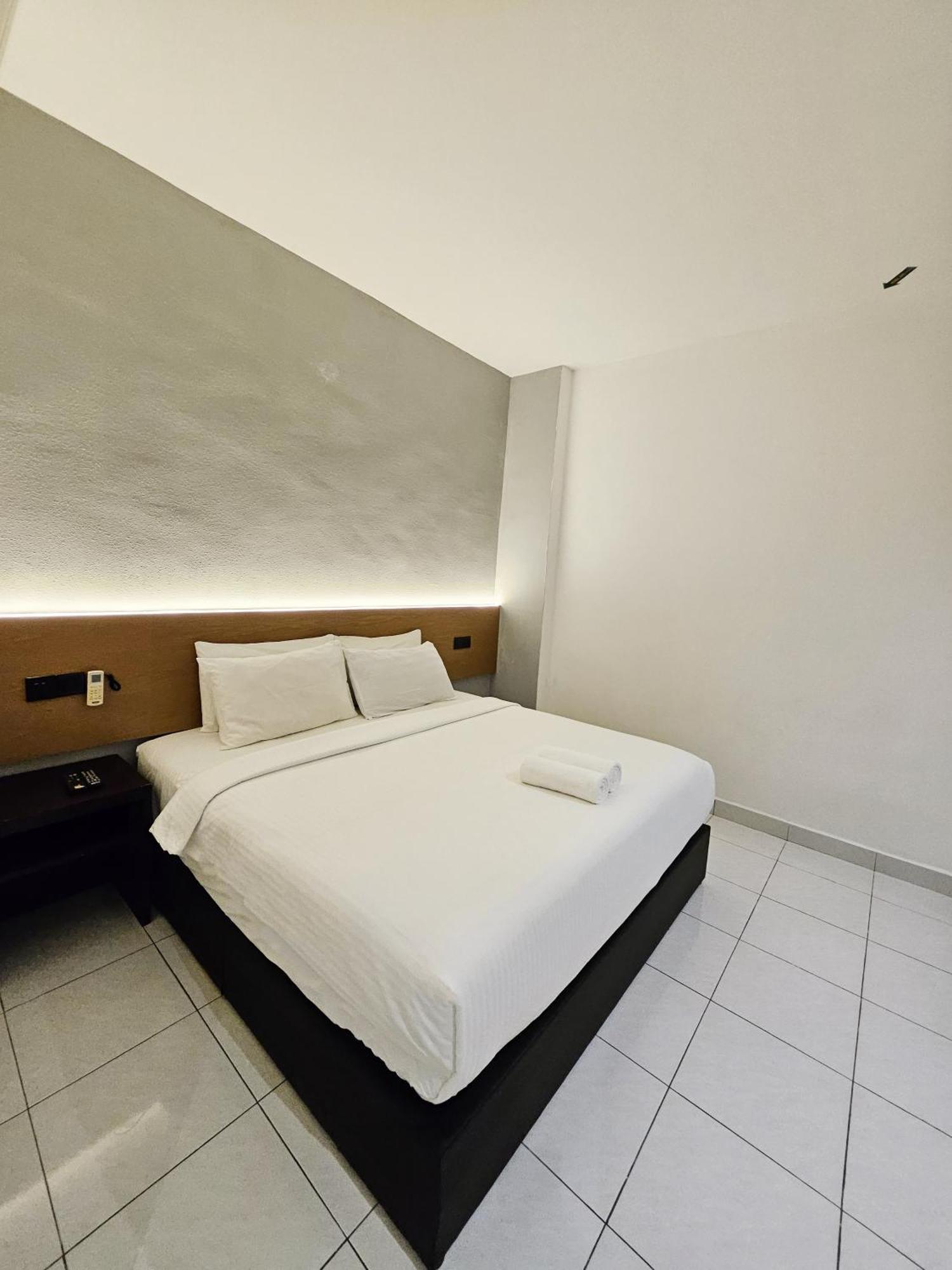Inn By Sky Hive George Town