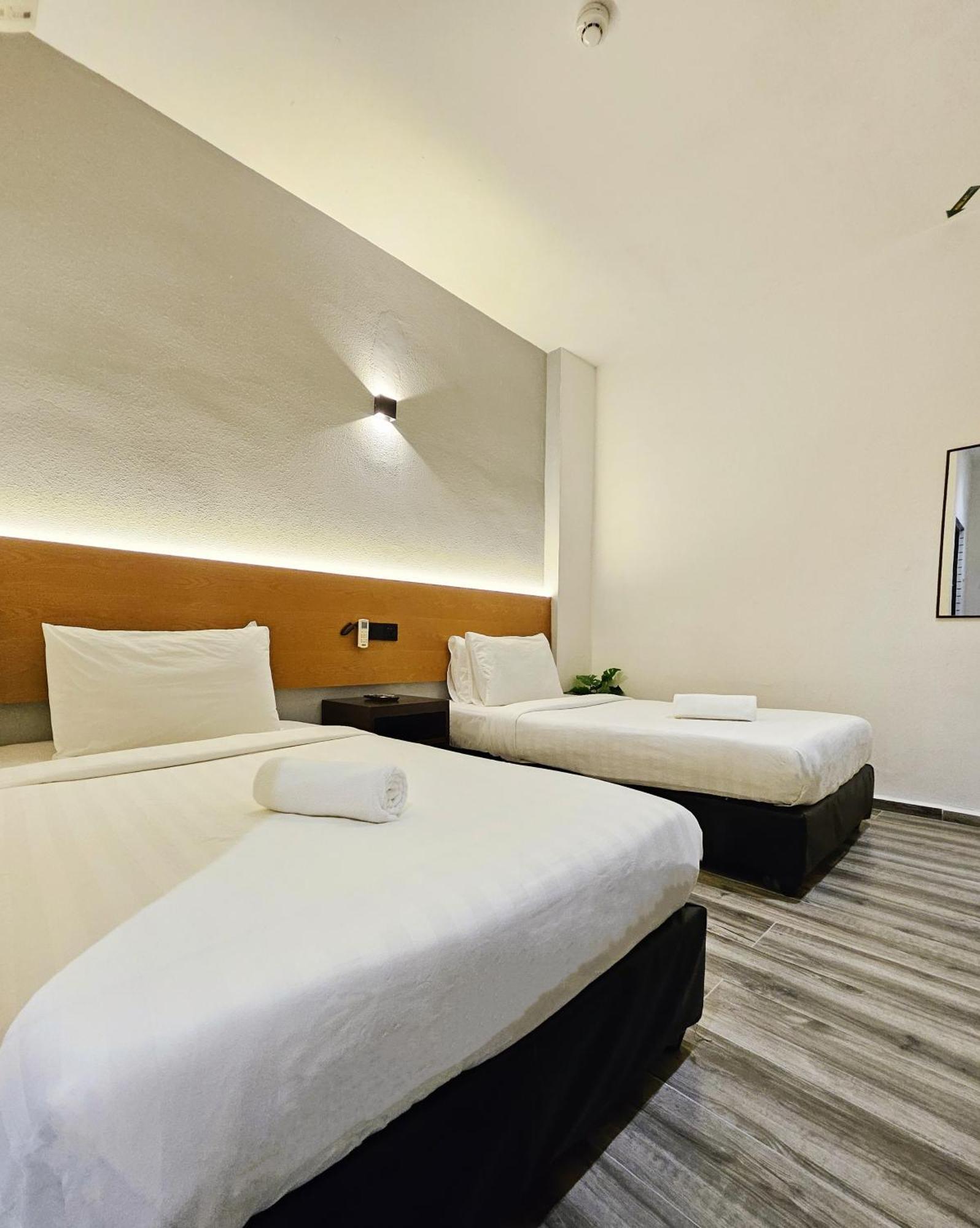 Inn By Sky Hive George Town