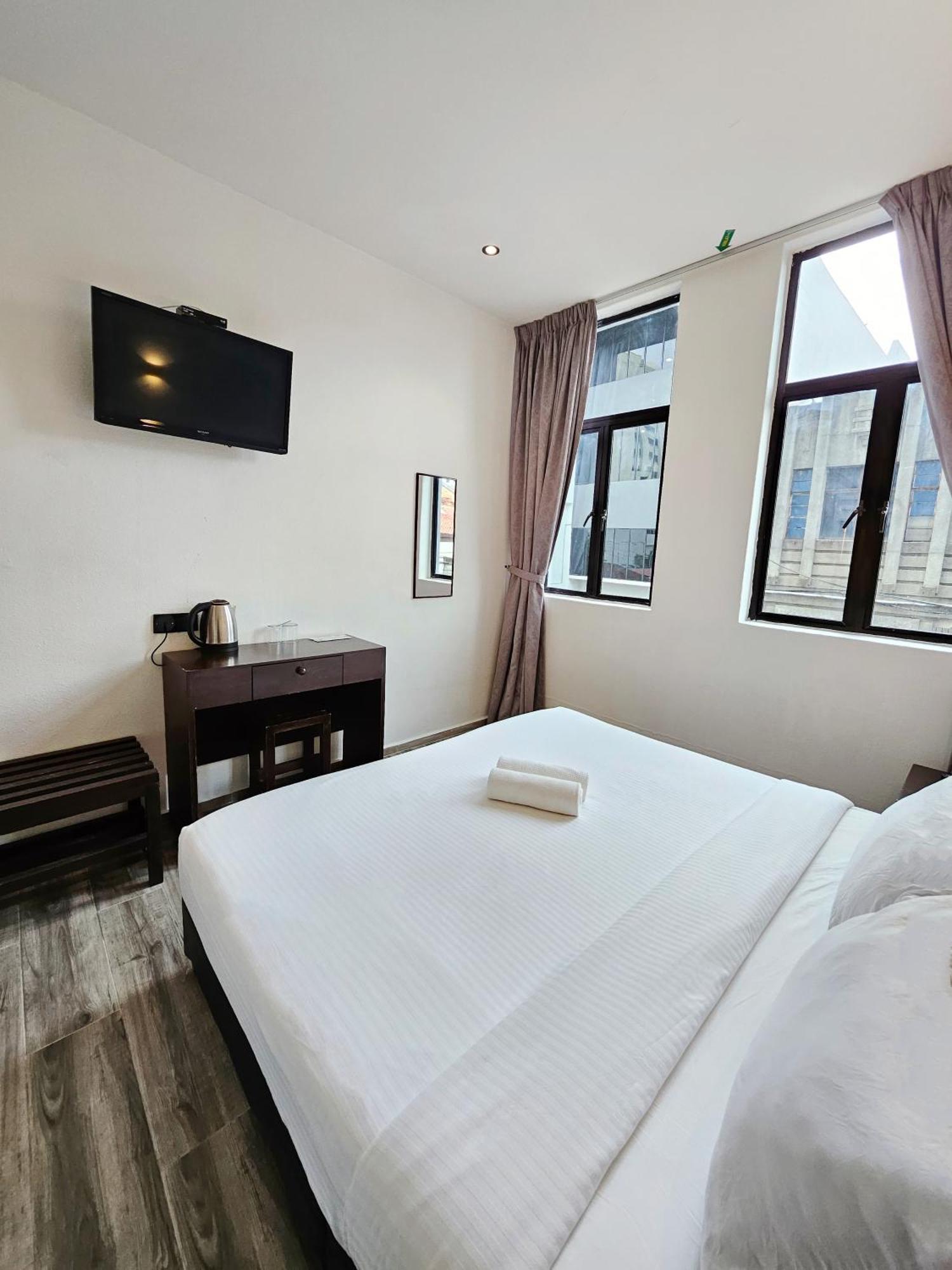 By Sky Hive Inn George Town