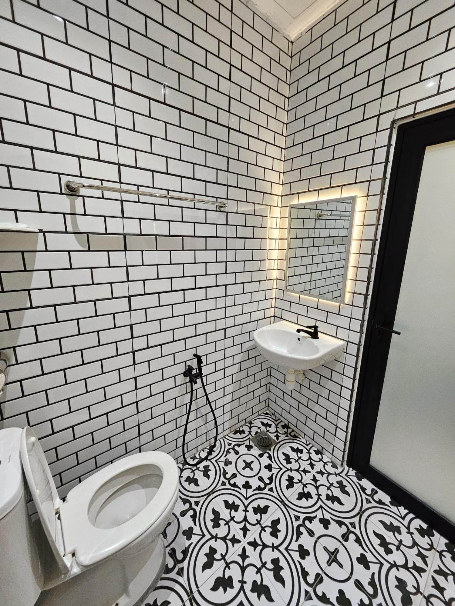 Inn By Sky Hive George Town